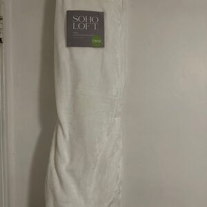 Soho Loft soft throw blanket